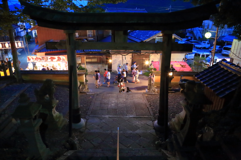 神社から見た屋台 愛宕祭 フォトギャラリー旅丹 丹波篠山市 丹波市の丹波地域の観光や旅行の魅力を紹介する公式観光ポータルサイト